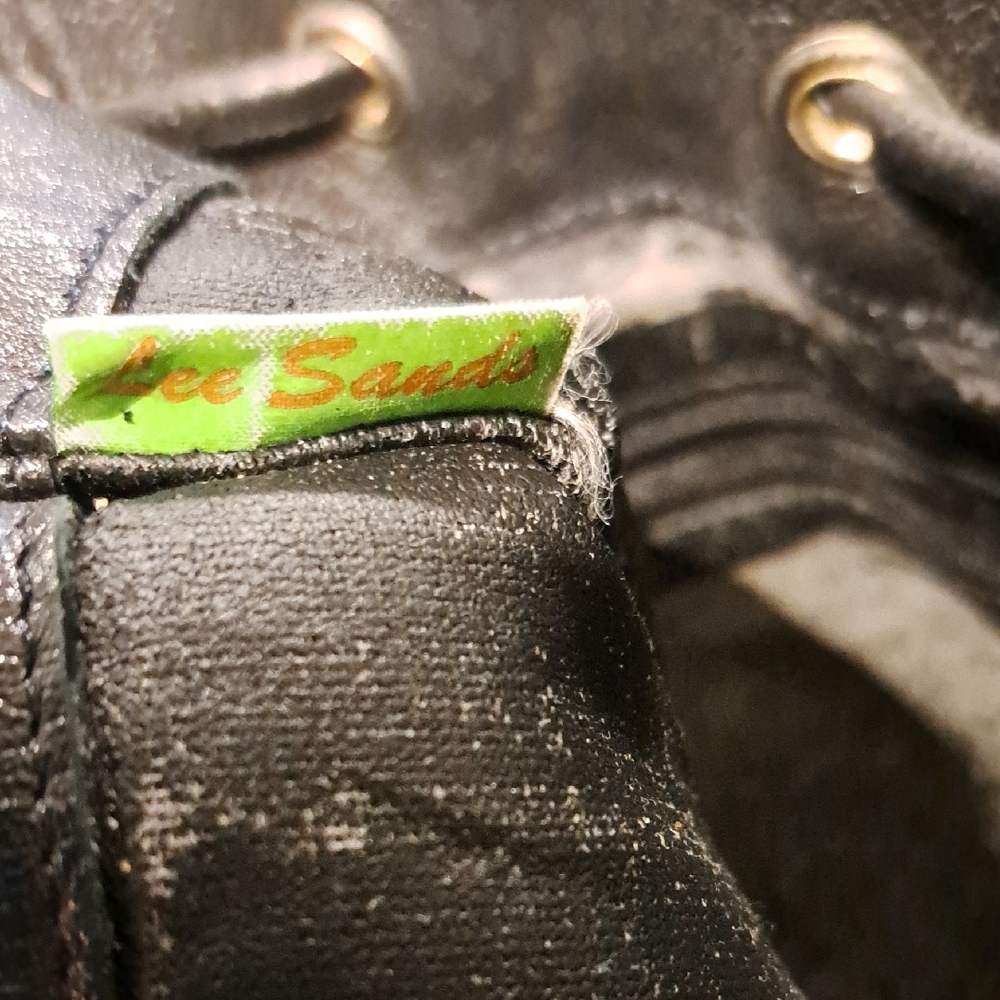 Leather Painted Tiger Pattern Shoulder Bag - Picture 8 of 8